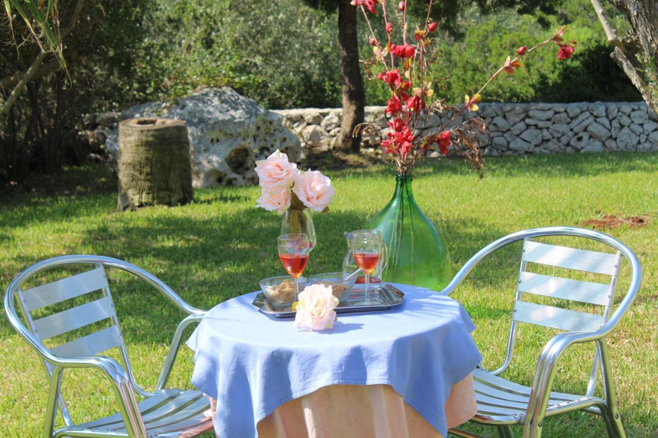 Amoru Bed & Breakfast Castro  Exteriör bild